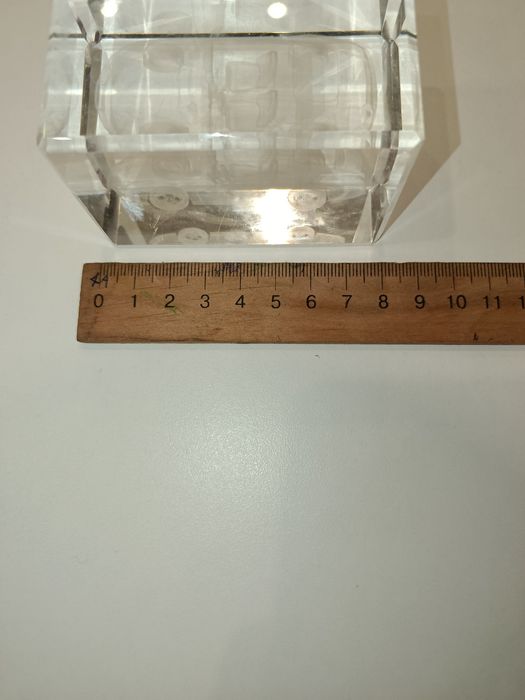 Скляний сувенір авто