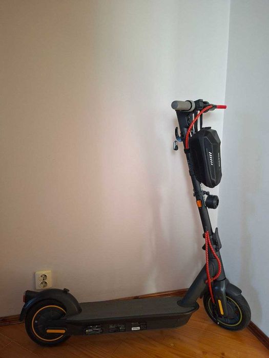 Електросамокат Segway Ninebot MAX G30E II