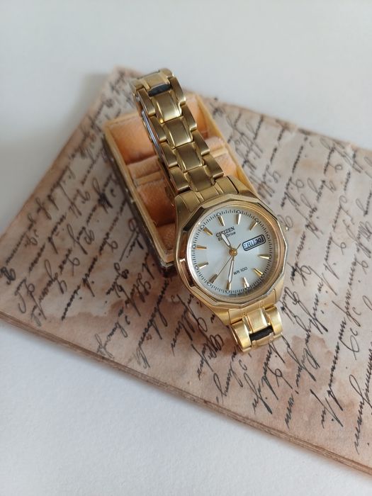 Citizen Eco Drive wr 100 zegarek akumulator słoneczny naręczny