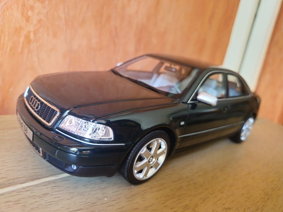 Model Audi S8 D2, 1/18 otto mobile