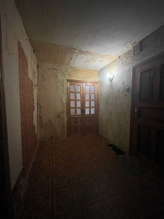 Продам комнату в двухкомнатной квартире на Салтовке