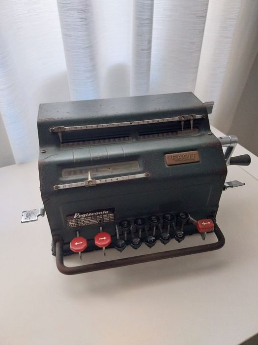 Máquina calcular FACIT