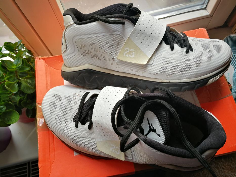 buty JORDAN jordan ( w sprzedaży też air nike kobe adidas puma lacoste