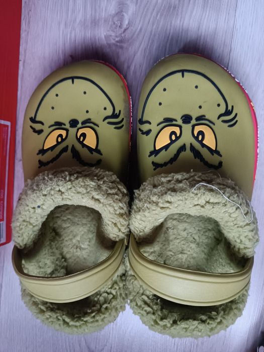 Klapki a'la crocsy Grinch ocieplane 18cm wkładka