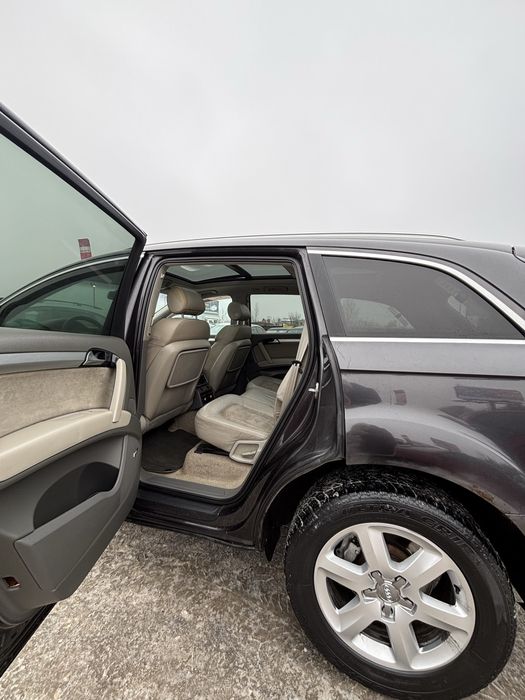 Na Sprzedaż Audi Q7 3.0D/automat/panorama/4x4/alusy/1-wł/super st/klim