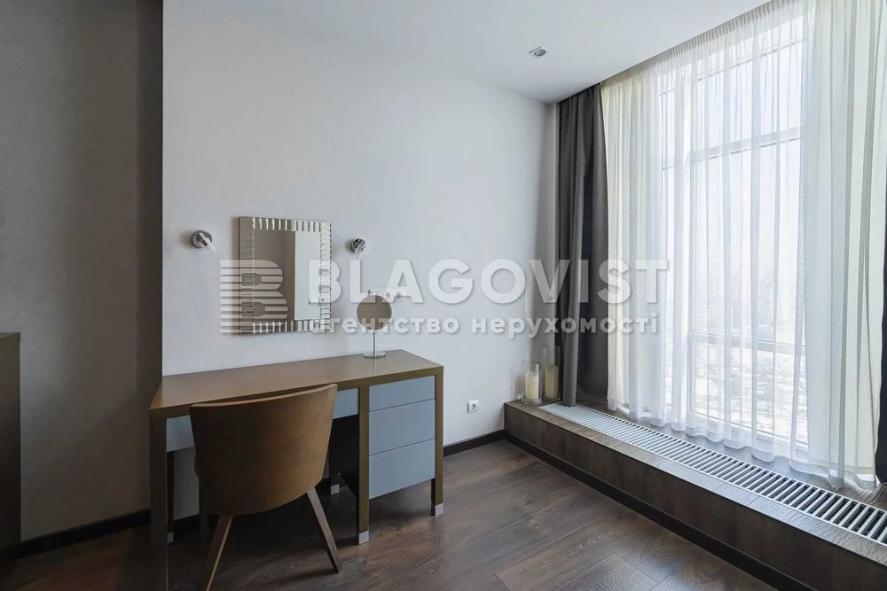 Дніпровська набережна  1-А , ЖК Silver Breeze ,  площа 141 м2