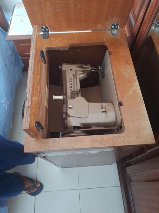 Maquina Singer de Pedal 1980