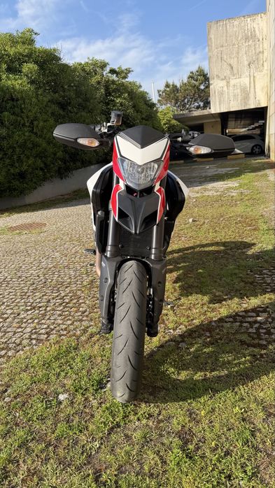 Ducati hypermotard 821 sp