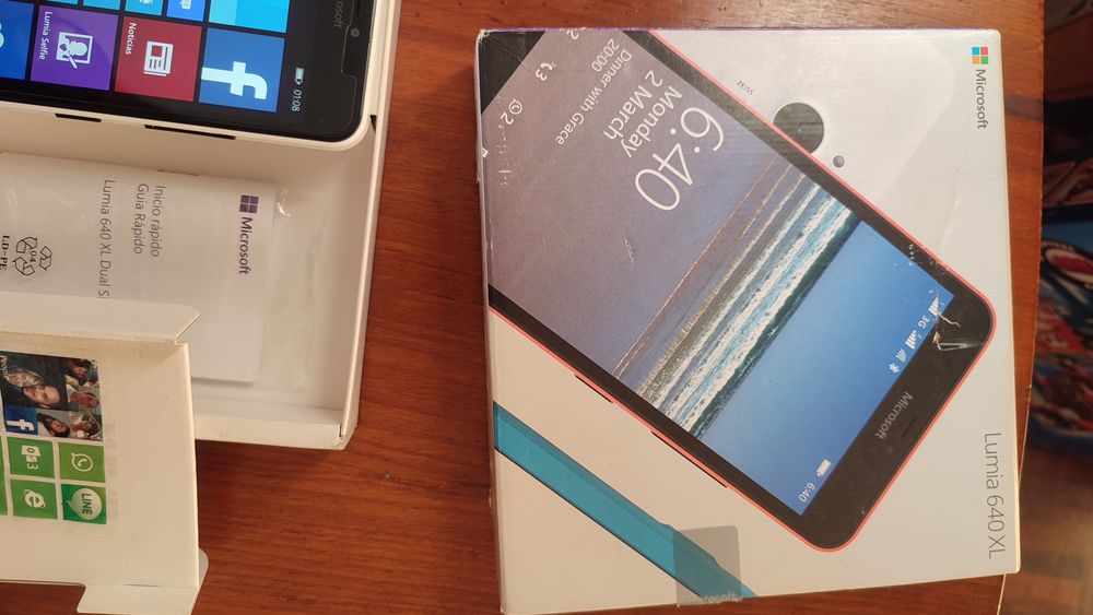 Microsoft Lumia 640 XL