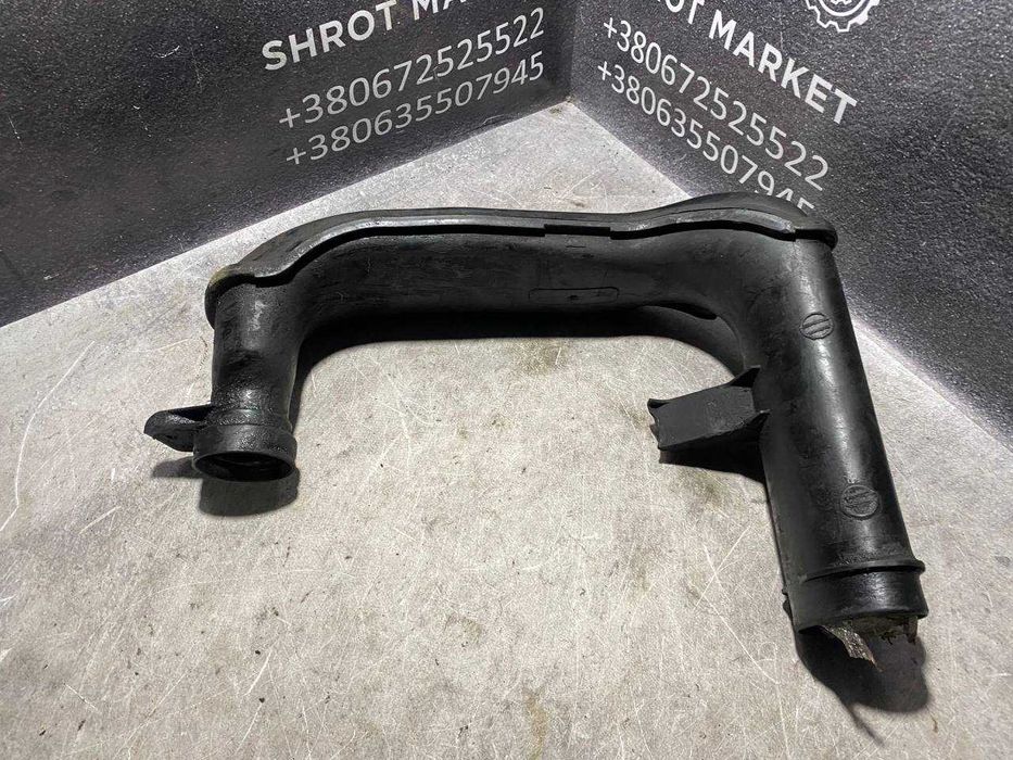 Патрубок інтеркулера впускний Peugeot 307 2.0 HDi  9642060680