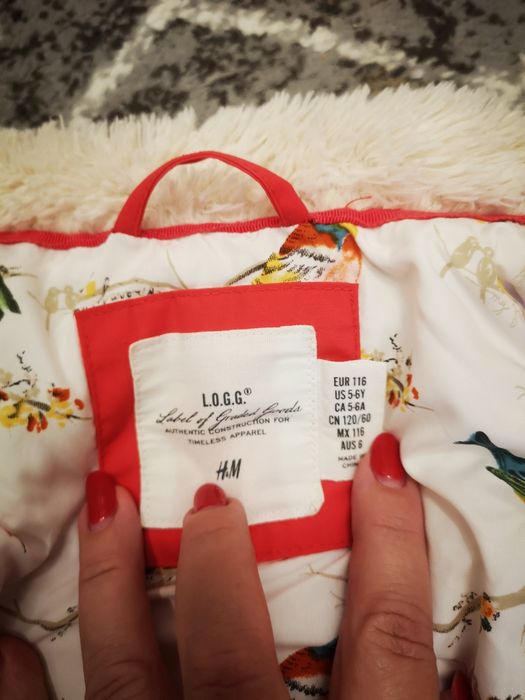 жилетка H&M для дівчинки 116 розмір