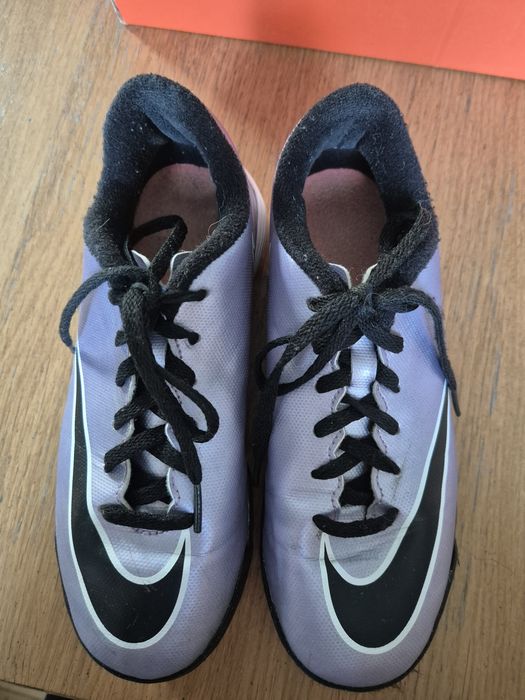 Nike Mercurial r. 35 dlugośc 22 cm turfy