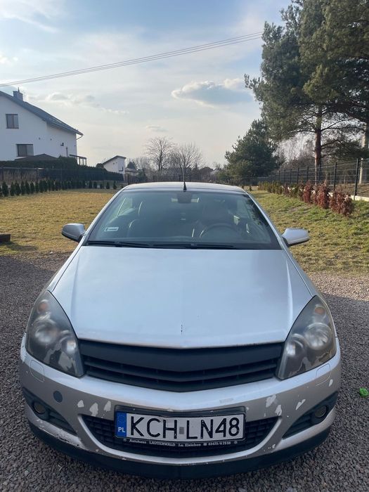 Opel Astra Opel Astra H 1.9 CDTI Twintop Kabriolet