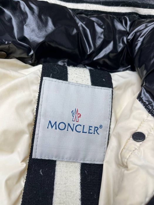 Оригінальна  пухова куртка Moncler
