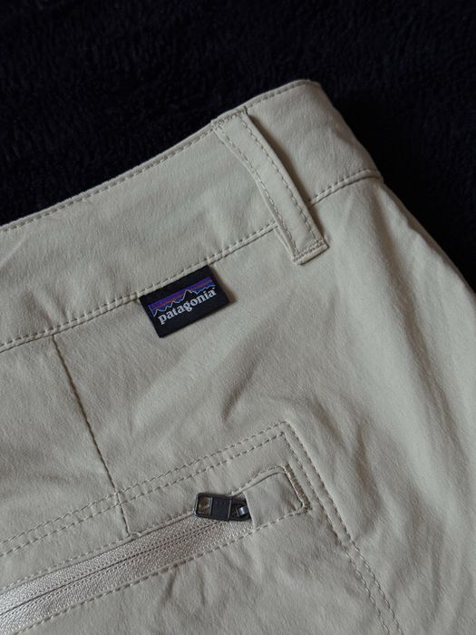Oryginalne spodenki Patagonia Quandary Shorts M/L trekkingowe / turystyczne beżowe
