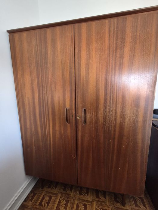 Roupeiro vintage Olaio