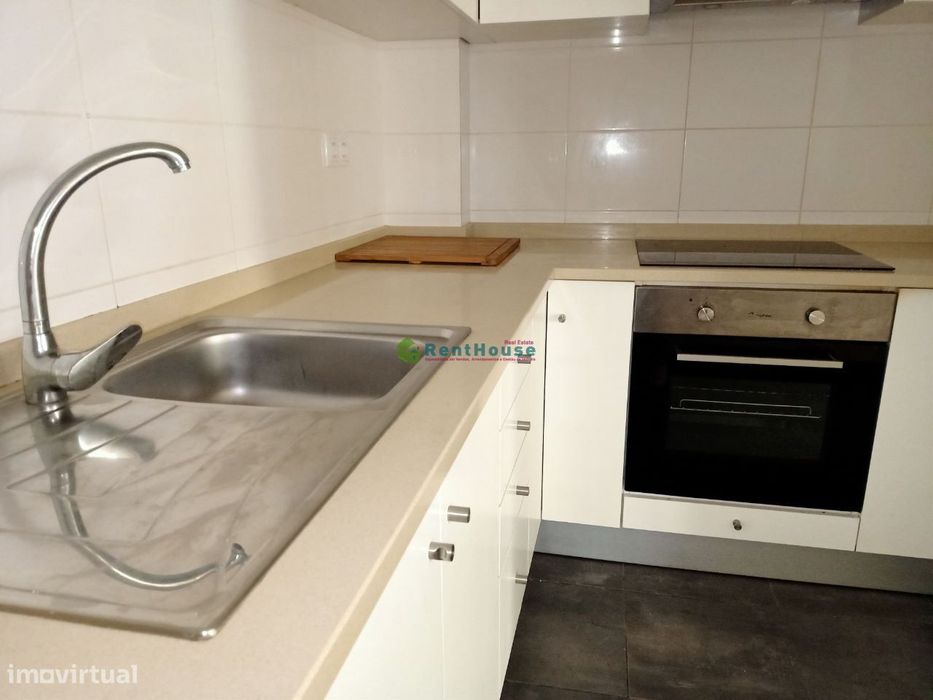 Apartamento  T1+1 Remodelado Central