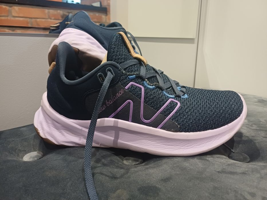 Buty New Balance Fresh Foam Roav v2 do biegania rozmiar 38 sneakersy
