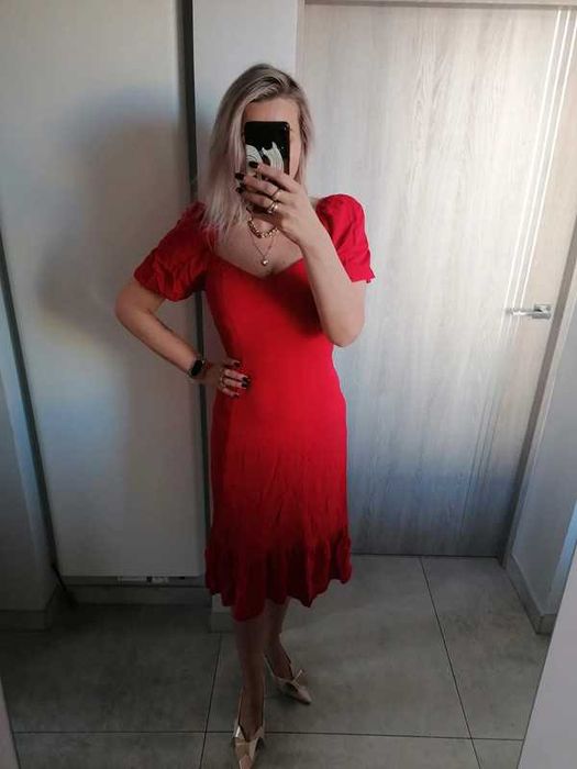 Czerwona sukienka hiszpanka MOHITO rozm. 36