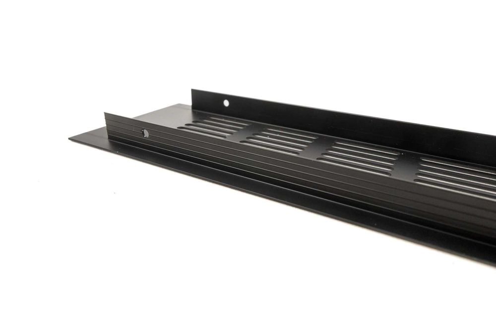 Grelha metálica de ventilação