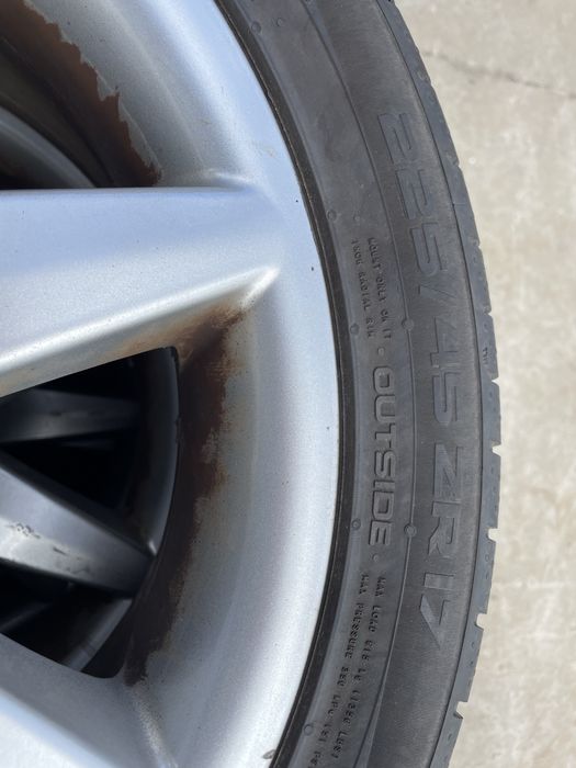 Комплект дисків з резиною Audi 225/45 R17
