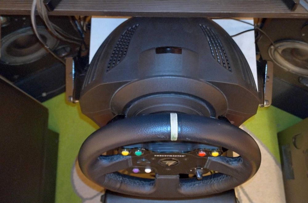 Kierownica Thrustmaster TX T300 Leather Edition +  pedały T3PA