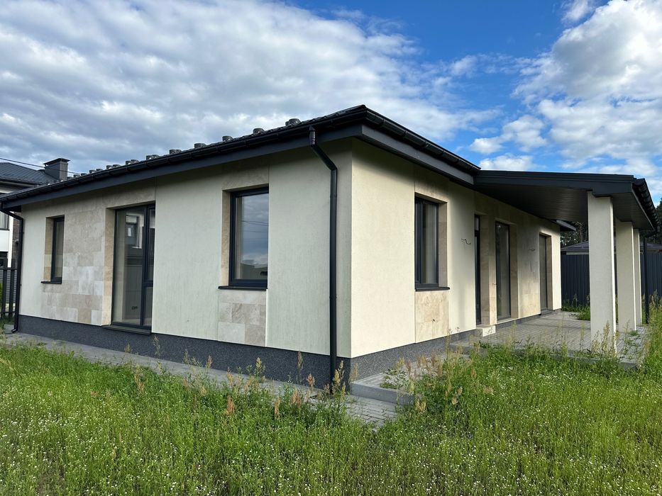 Продам одноповерховий будинок в Лісовій Бучі з частковим ремонтом