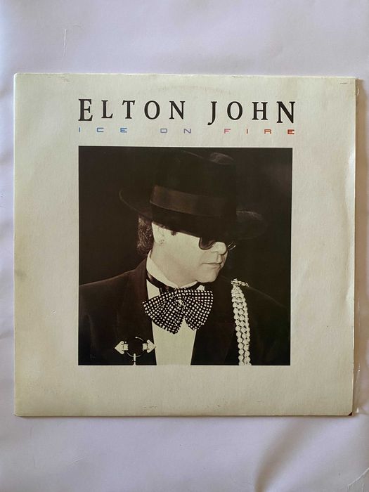 Elton John - "Ice On Fire" Vinil