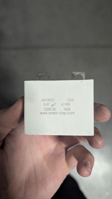 Конденсатор 0.47uf 1200v DC
