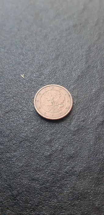 Vendo estas moedas de 1 e 2 cêntimos tem uma de 1 cêntimo com defeito