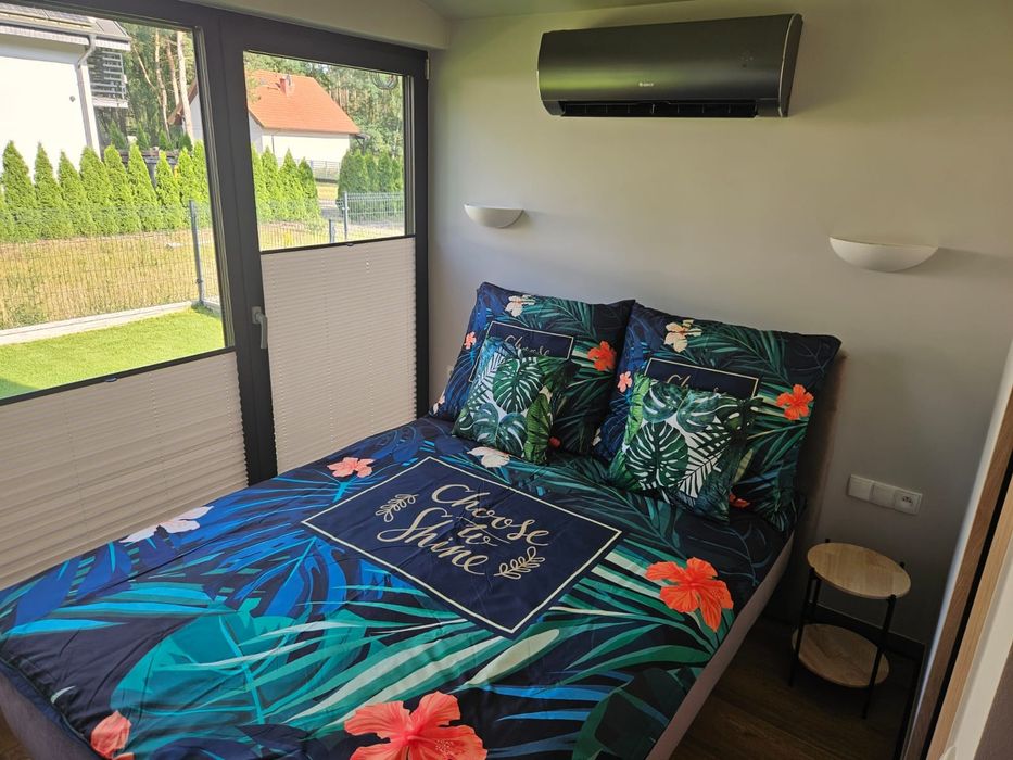 Domek nad jeziorem cisza spokój plaża las grzyby ryby.