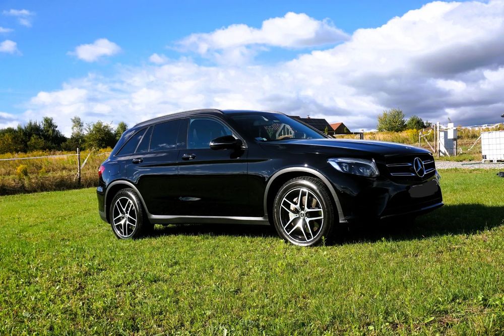 Mercedes-Benz GLC GLC 220d 4 MATIC AMG LINE garażowany