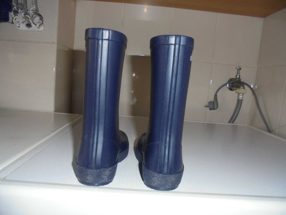 galocha de menina da marca chicco