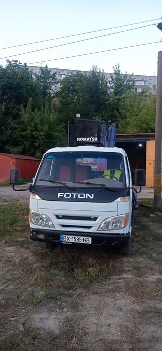 Мініекскаватор Komatsu pc 27 разом з евакуатором