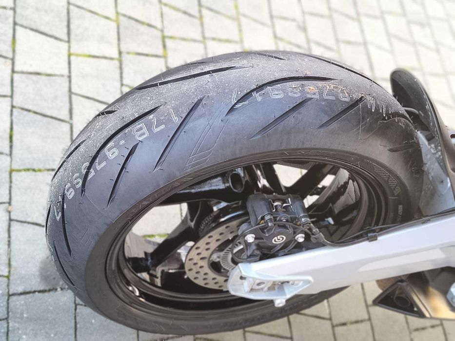 Aprilia RS 660 Nowe Opony Quickshifter ABS Mapy Transport RATY