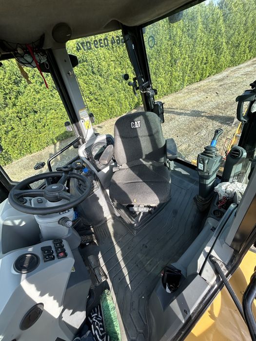 CAT 432f2 super stan cena BRUTTO