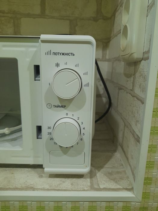 Микроволновка в хорошем состоянии