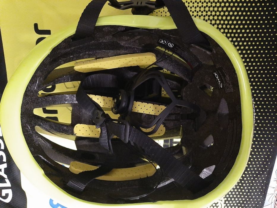 Capacete ciclismo Ekoï autografado por Frederico Figueiredo + T-shirt