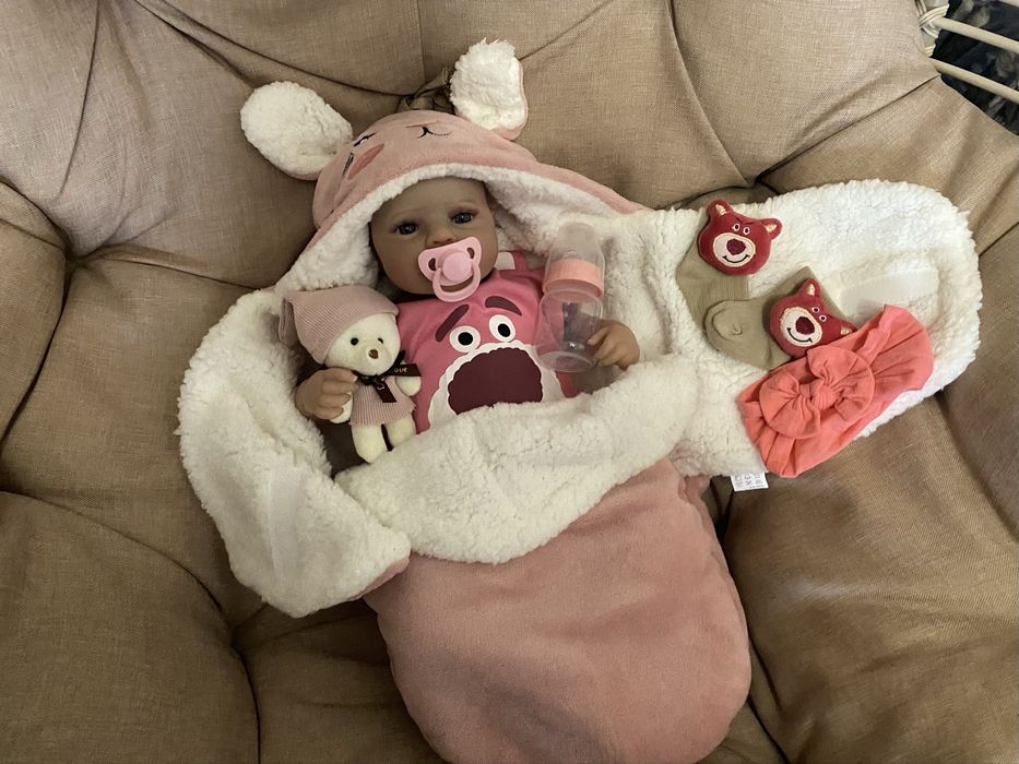 Кукла реборн 52 см, в меховом конверте
