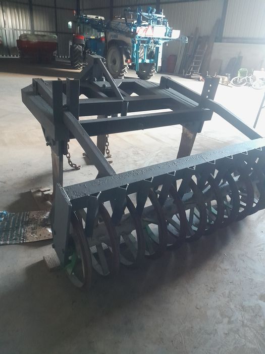 Głębosz z wałem 3 zęby