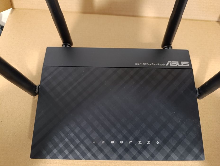 Router ASUS RT-AC750L Dual Band