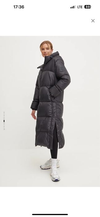 Продам пуховик  Adidas оригинал