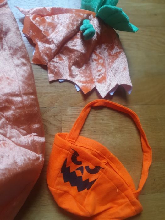 Dynia Halloween  przebranie  roz.S  5-7lat
