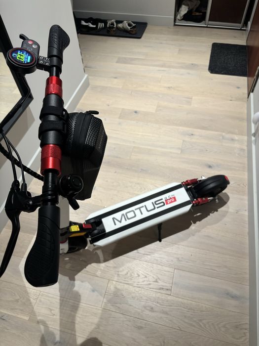 Hulajnoga Motus 8.5 pro lite