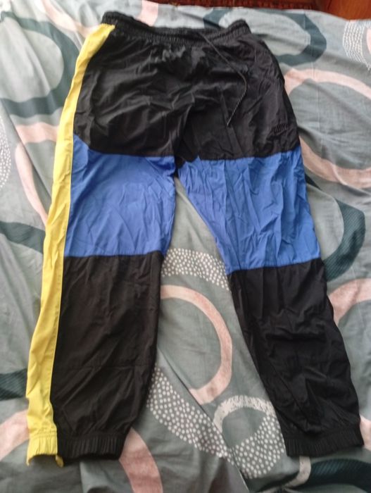 Продам костюм Nike air разных цветов