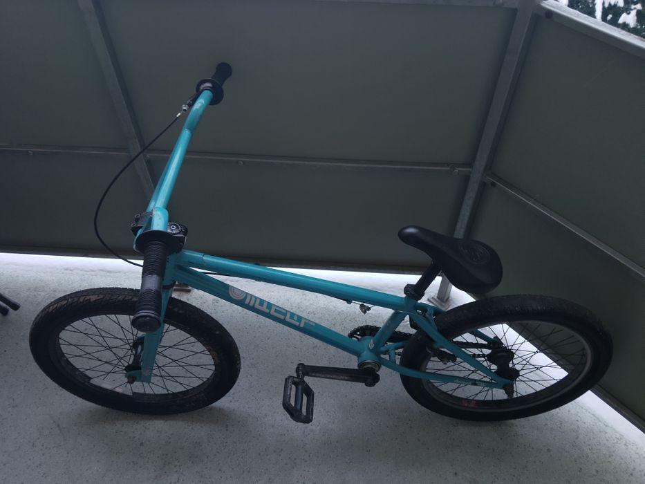 Używany BMX dla dzieci i dorosłych.