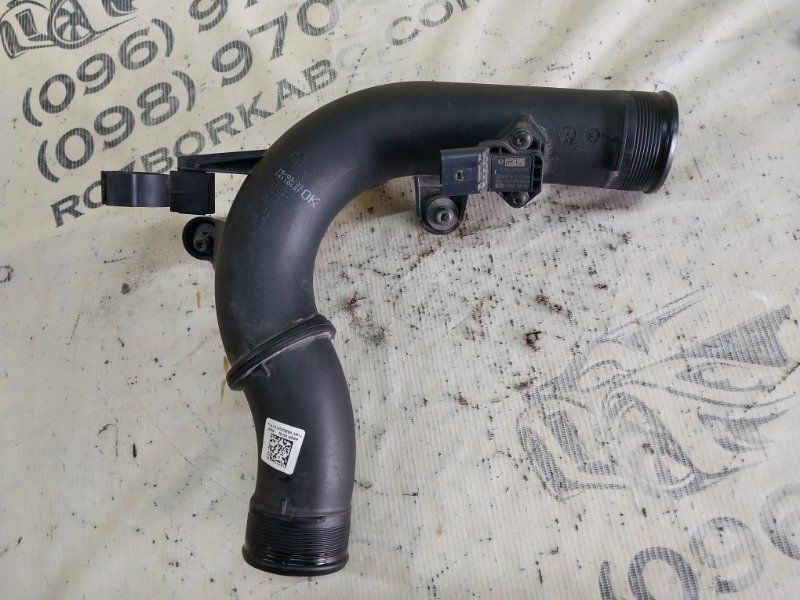 Патрубок интеркулера Volkswagen Tiguan 2022