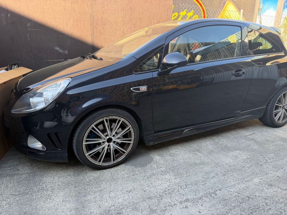 Opel Corsa D OPC/ Peças