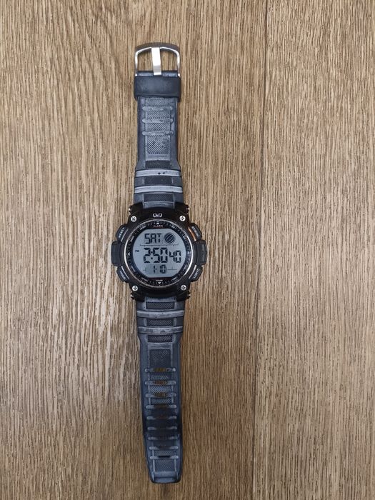 Годинник Q&Q m119