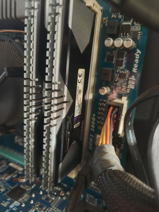 Komputer stacjonarny SSD  za drobne